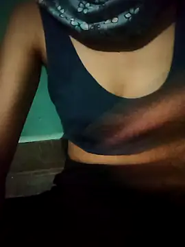 Miss8899 online show from 07-17-26, 06:49