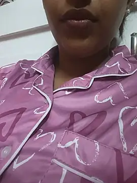 Snapshot of sharmilasingh89 chatting on 07-09-26, 08:30 sharmilasingh89 online show from 07-09-26, 08:30