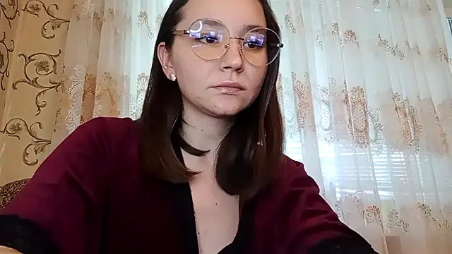 Snapshot of IsabelKim_ chatting on 07-11-26, 01:00 IsabelKim online show from 07-11-26, 01:00
