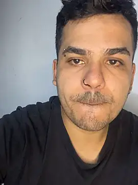 LatinBearX online show from 07-09-26, 11:53