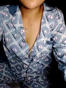 Snapshot of Anna_88 chatting on 07-13-26, 02:27 Anna 88 online show from 07-13-26, 02:27