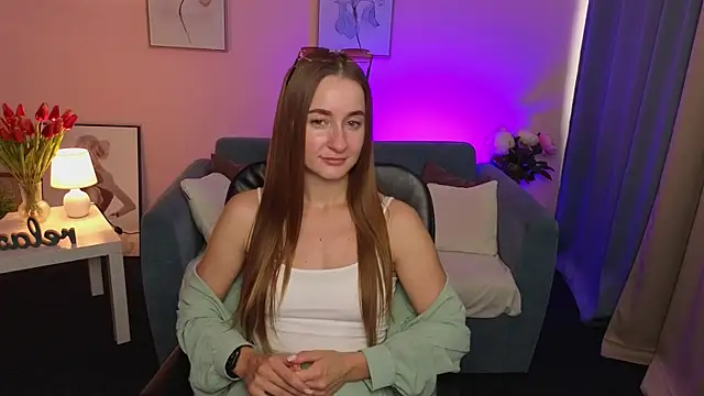 Snapshot of IrisBloomm chatting on 07-09-26, 12:37 IrisBloomm online show from 07-09-26, 12:37