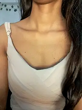Snapshot of sexy_parul8 chatting on 07-23-26, 09:22 sexy parul8 online show from 07-23-26, 09:22