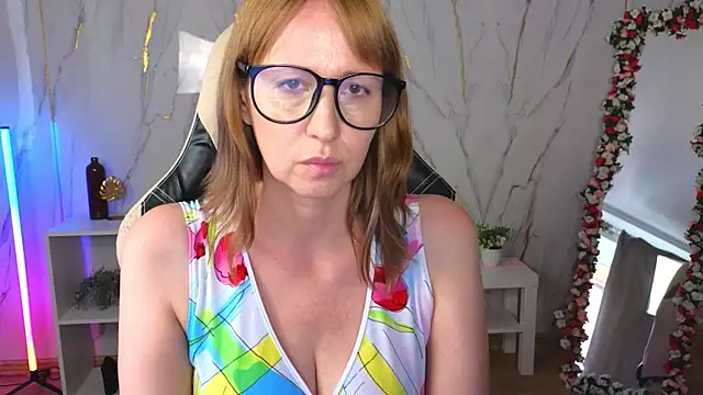 Elizabeth Grace online show from 07-13-26, 08:24