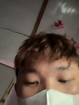 Snapshot of minhlinga chatting on 07-18-26, 03:15 minhlinga online show from 07-18-26, 03:15