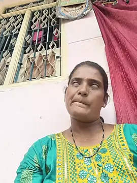 Snapshot of tamilchoclatebaby chatting on 07-16-26, 05:15 tamilchoclatebaby online show from 07-16-26, 05:15
