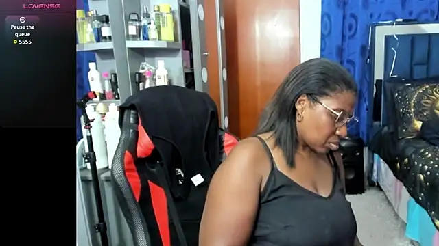 LupeAdams online show from 02-11-26, 11:26