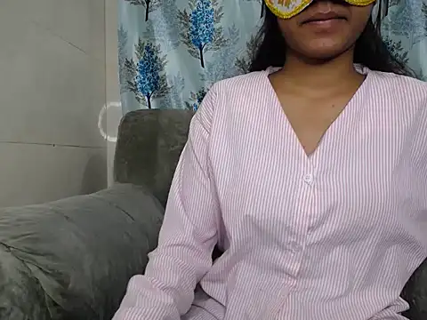 Snapshot of HotyAnnu90 chatting on 07-15-26, 03:19 HotyAnnu90 online show from 07-15-26, 03:19