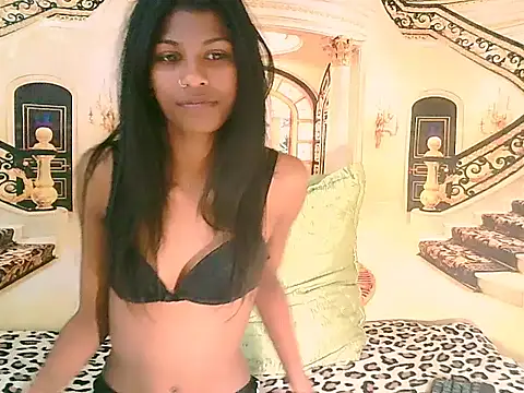 Snapshot of IndianSilkySpice chatting on 07-11-26, 06:13 IndianSilkySpice online show from 07-11-26, 06:13