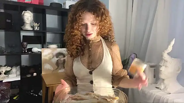 Snapshot of ElenaVanderbilt chatting on 07-10-26, 08:09 ElenaVanderbilt online show from 07-10-26, 08:09
