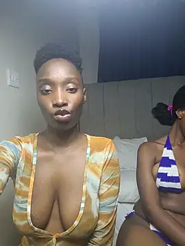 rosyrebel  online show from 07-20-26, 07:38