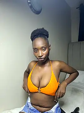 rosyrebel  online show from 07-19-26, 07:32