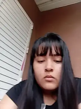 Snapshot of Luu_19 chatting on 07-25-26, 05:30 Luu 19 online show from 07-25-26, 05:30
