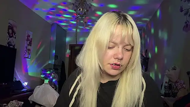 Snapshot of SusannAlai chatting on 07-13-26, 07:13 SusannAlai online show from 07-13-26, 07:13