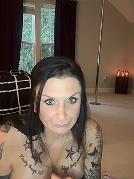 Plasticdollx online show from 07-22-26, 12:23