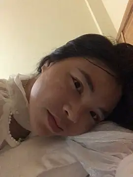 Snapshot of Rosalind-89 chatting on 07-12-26, 04:41 Rosalind-89 online show from 07-12-26, 04:41