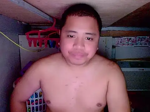Snapshot of UnisexForYou chatting on 07-12-26, 11:00 UnisexForYou online show from 07-12-26, 11:00