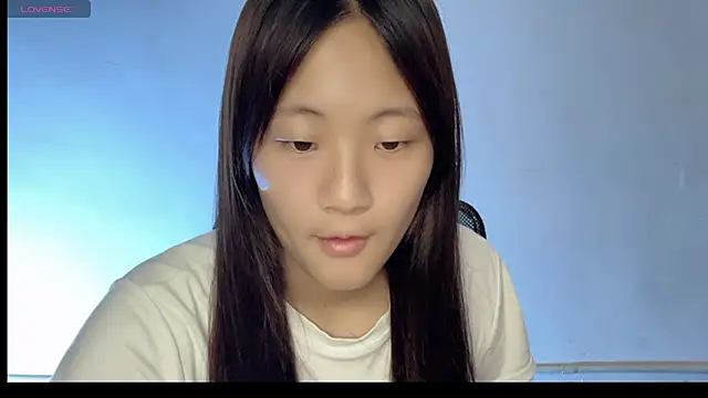 Snapshot of Loveting chatting on 07-20-26, 11:45 Loveting online show from 07-20-26, 11:45