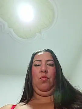 Snapshot of ivy_Vane chatting on 07-24-26, 01:34 ivy Vane online show from 07-24-26, 01:34