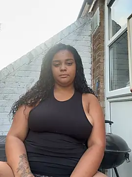Snapshot of goldenevny chatting on 07-18-26, 06:49 goldenevny online show from 07-18-26, 06:49