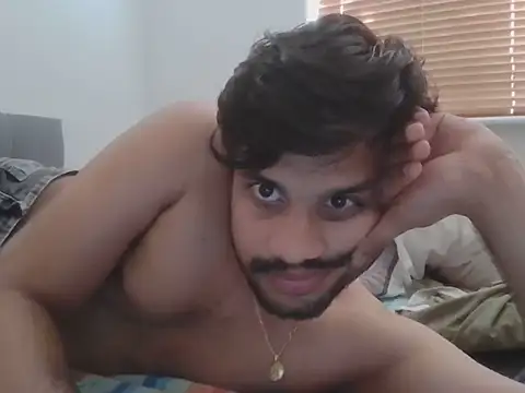 Snapshot of Charan_14 chatting on 07-12-26, 04:52 Charan 14 online show from 07-12-26, 04:52