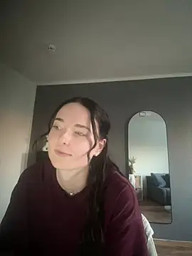 Snapshot of Snowhiite chatting on 07-14-26, 06:58 Snowhiite online show from 07-14-26, 06:58