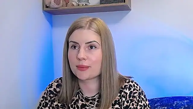 Snapshot of alisenties chatting on 03-22-26, 04:08 alisenties online show from 03-22-26, 04:08
