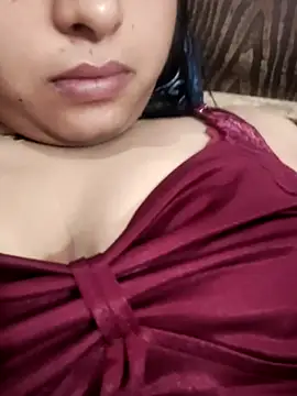 Snapshot of hoti_Komal chatting on 07-14-26, 02:05 hoti Komal online show from 07-14-26, 02:05