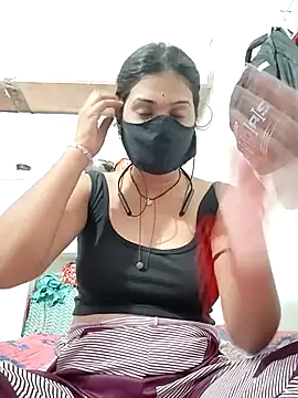 Snapshot of Hott_karisma chatting on 07-16-26, 02:25 Hott karisma online show from 07-16-26, 02:25