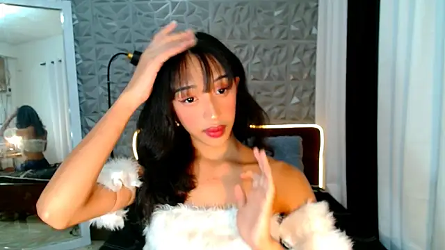 Velvet Ysabelle online show from 07-29-26, 12:32