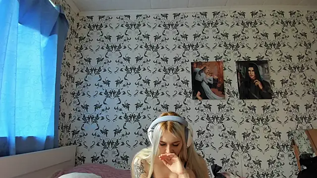 Snapshot of AriaArina chatting on 07-22-26, 03:58 AriaArina online show from 07-22-26, 03:58
