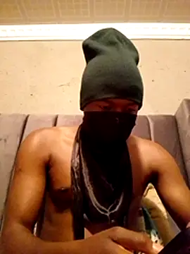 Snapshot of Tshego_03 chatting on 07-13-26, 08:41 Tshego 03 online show from 07-13-26, 08:41