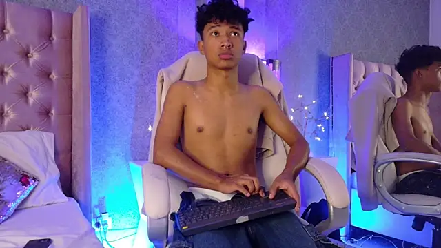Adam Foxxx online show from 07-21-26, 05:31