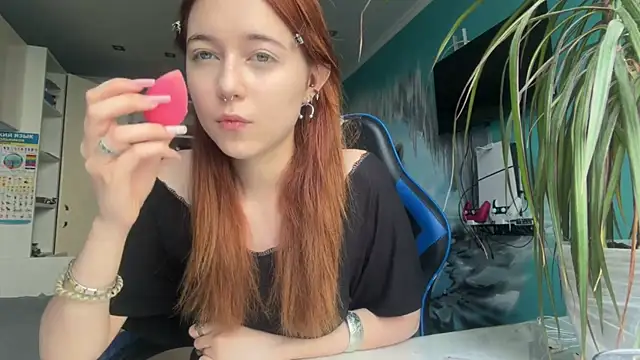 Snapshot of DeloisAtkins chatting on 07-15-26, 07:04 DeloisAtkins online show from 07-15-26, 07:04