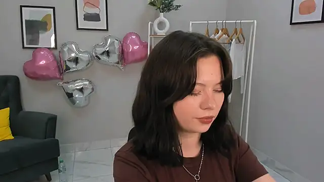 Snapshot of Gloria__Torres chatting on 07-14-26, 01:50 Gloria Torres online show from 07-14-26, 01:50