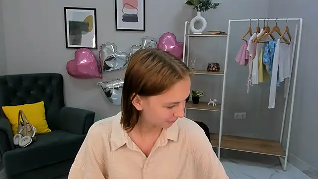 Jill Moss online show from 07-17-26, 01:30