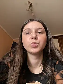 Snapshot of kirrraaaa chatting on 07-14-26, 12:44 kirrraaaa online show from 07-14-26, 12:44