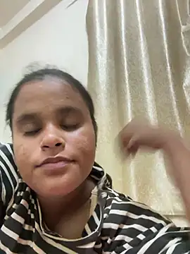 Snapshot of bhumii_ chatting on 07-15-26, 02:46 bhumii online show from 07-15-26, 02:46