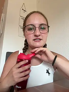 Snapshot of Sexy_Sophia_ chatting on 07-16-26, 10:12 Sexy Sophia online show from 07-16-26, 10:12
