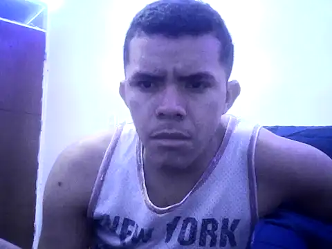 Snapshot of Franco_xander chatting on 07-27-26, 05:14 Franco xander online show from 07-27-26, 05:14