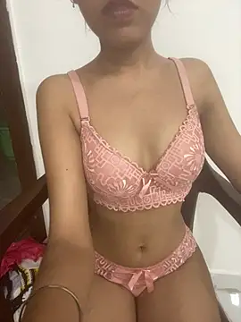 Snapshot of Luxury_Alex_ chatting on 07-15-26, 06:53 Luxury Alex online show from 07-15-26, 06:53