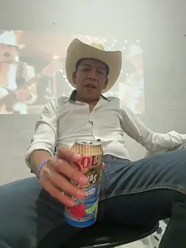 Snapshot of Dieguito69mex chatting on 07-19-26, 06:22 Dieguito69mex online show from 07-19-26, 06:22