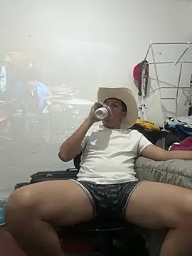 Snapshot of Dieguito69mex chatting on 07-24-26, 03:13 Dieguito69mex online show from 07-24-26, 03:13