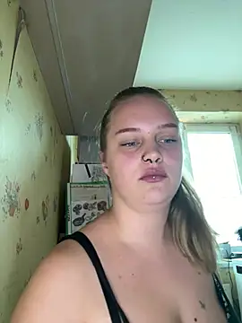 Snapshot of Laylaa_Rose chatting on 07-22-26, 10:39 Laylaa Rose online show from 07-22-26, 10:39