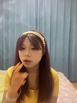Snapshot of nana-5 chatting on 07-15-26, 03:30 nana-5 online show from 07-15-26, 03:30