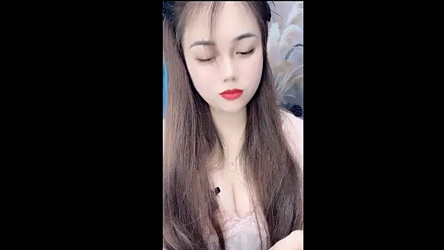 Snapshot of My-SunshinEe chatting on 07-24-26, 05:42 My-SunshinEe online show from 07-24-26, 05:42