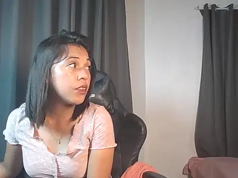 Snapshot of Ur_Mary chatting on 07-15-26, 03:08 Ur Mary online show from 07-15-26, 03:08