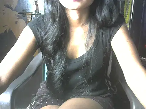 Snapshot of missruhihot chatting on 07-18-26, 07:33 missruhihot online show from 07-18-26, 07:33