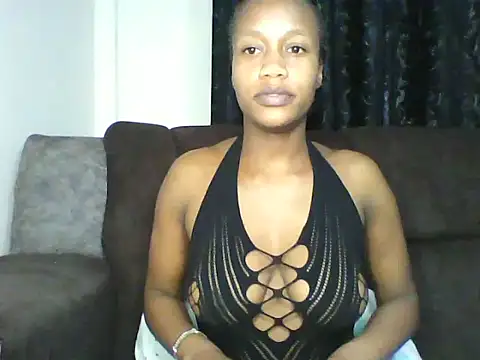 Snapshot of prettygarl12 chatting on 07-23-26, 09:11 prettygarl12 online show from 07-23-26, 09:11