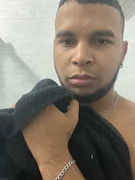 Snapshot of Dylanblackx1 chatting on 07-22-26, 05:53 Dylanblackx1 online show from 07-22-26, 05:53